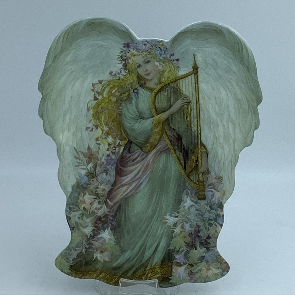 The Bradford Exchange 1997 Serenity’s Song Decorative Angel Plate